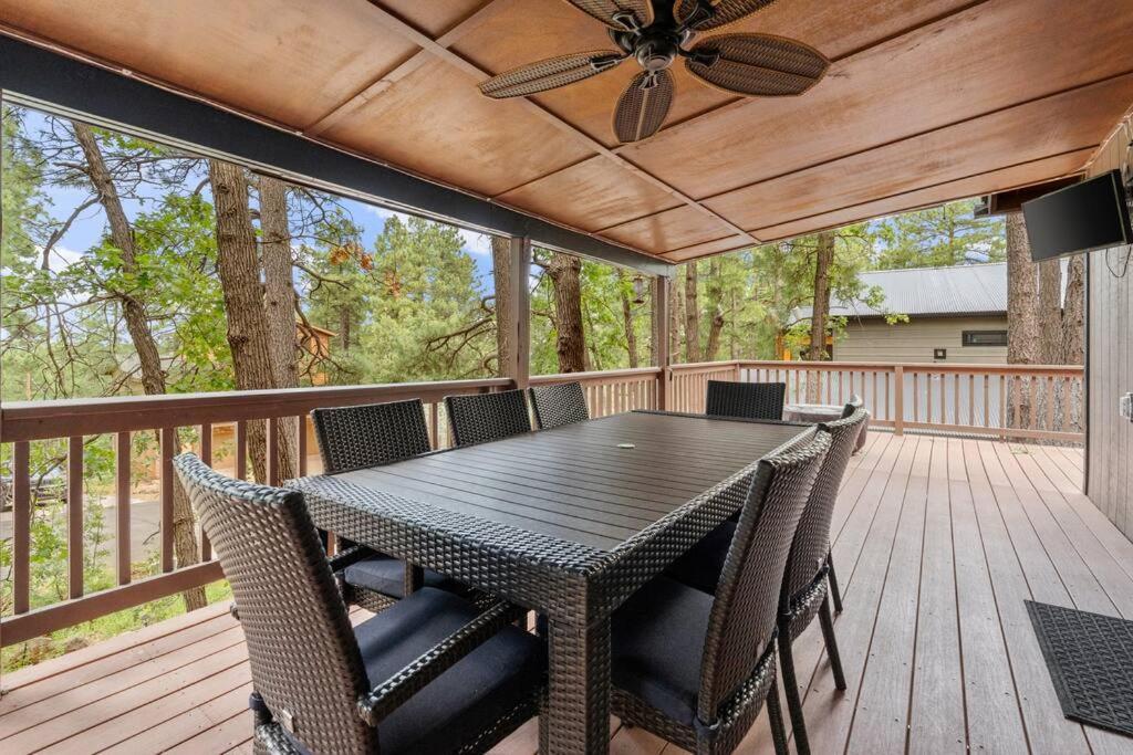 Luxury Cabin Oasis Getaway Heart Of Munds Park エクステリア 写真